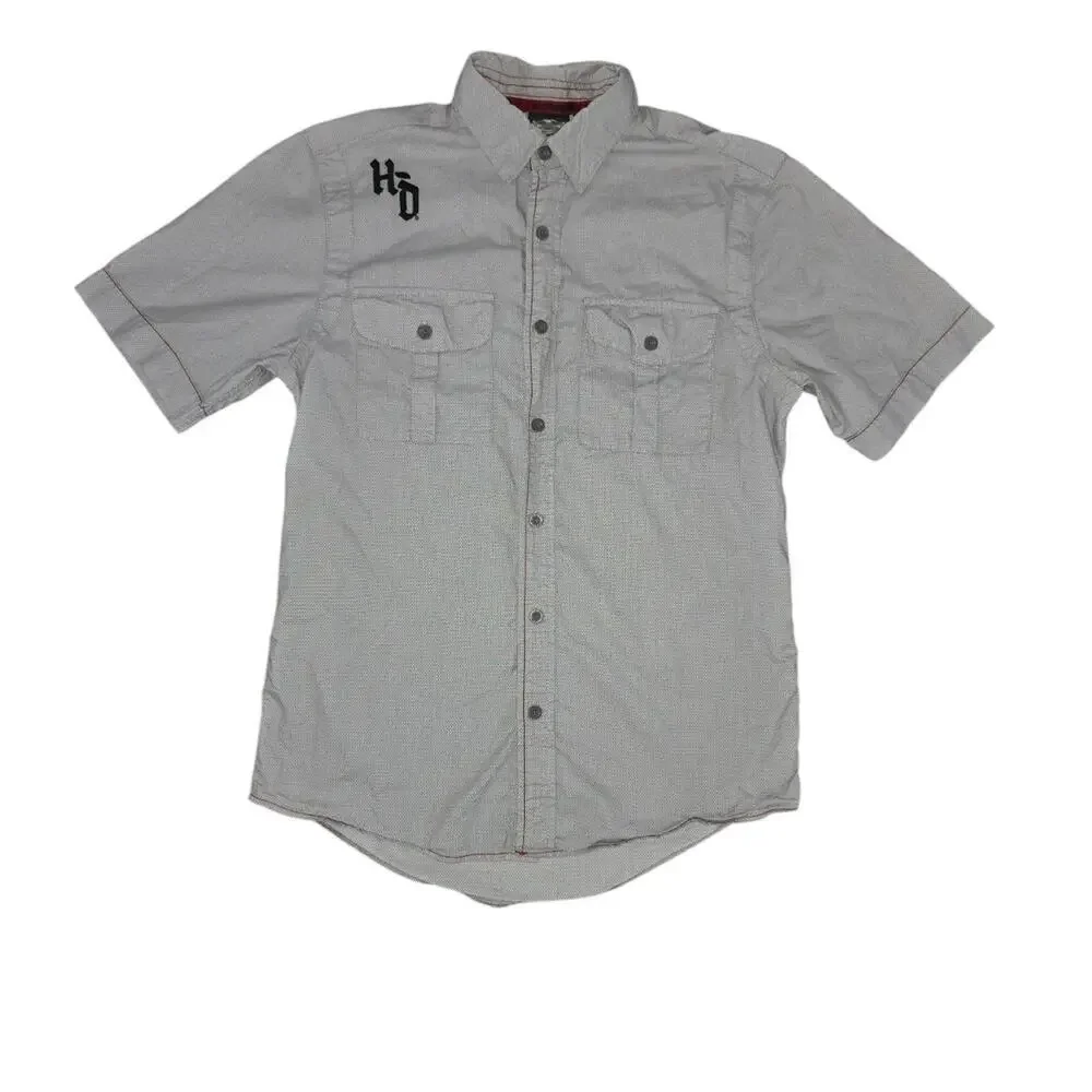 Harley-Davidson Button Down Short Sleeve Pockets Gray Spell Out On Back Mens M